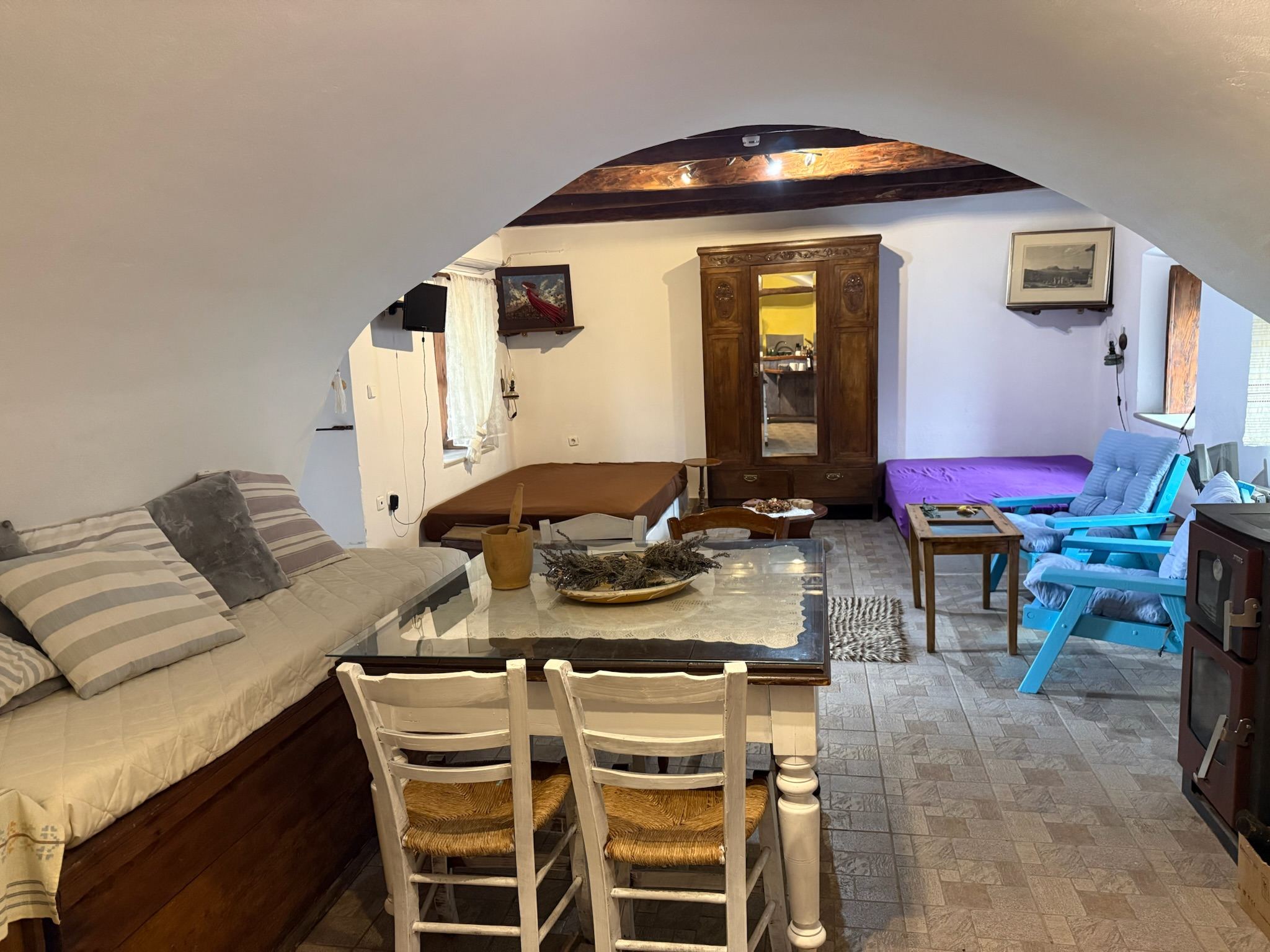 Dining table and built-in seating