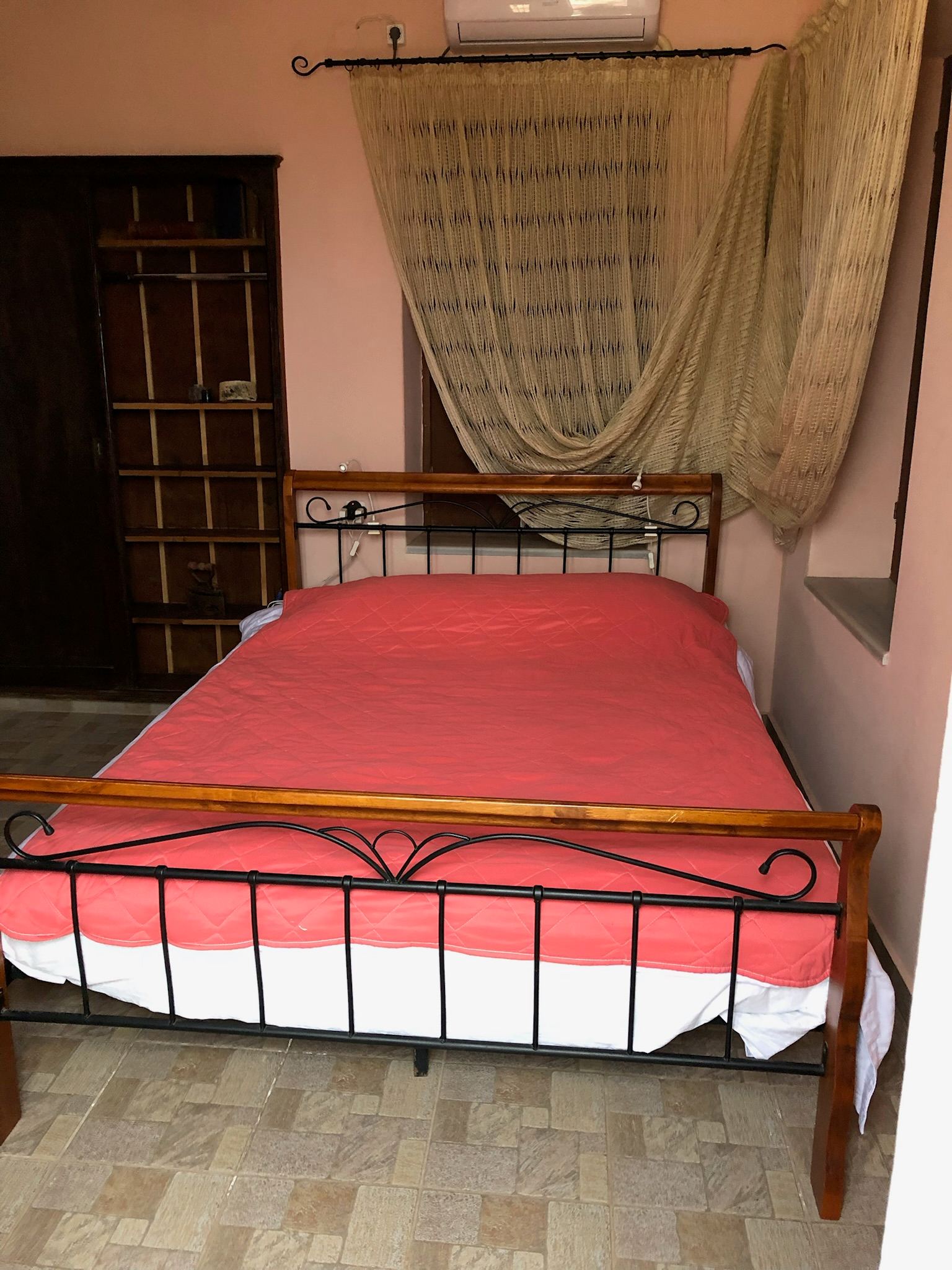 The iron double bed