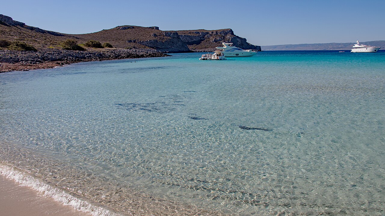 Small Simos beach on Elafonisos