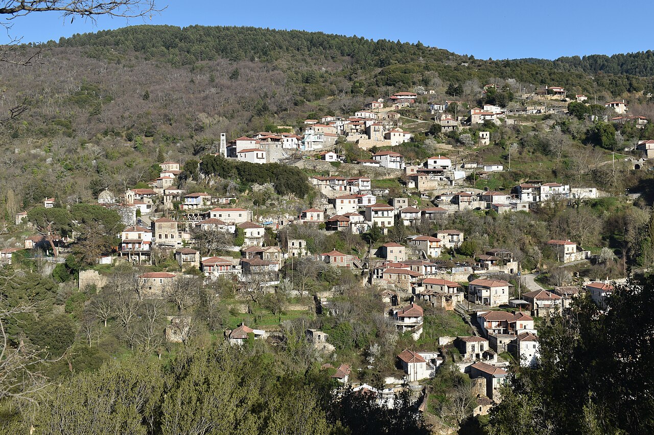 The mountain village of Vamvakou